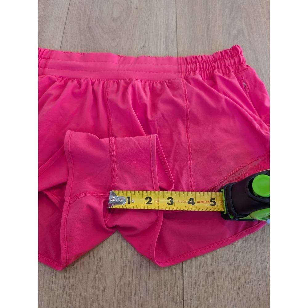 Lululemon Hotty Hot Low-Rise Lined Short 2.5" Pink Size 10 - Picture 6 of 7